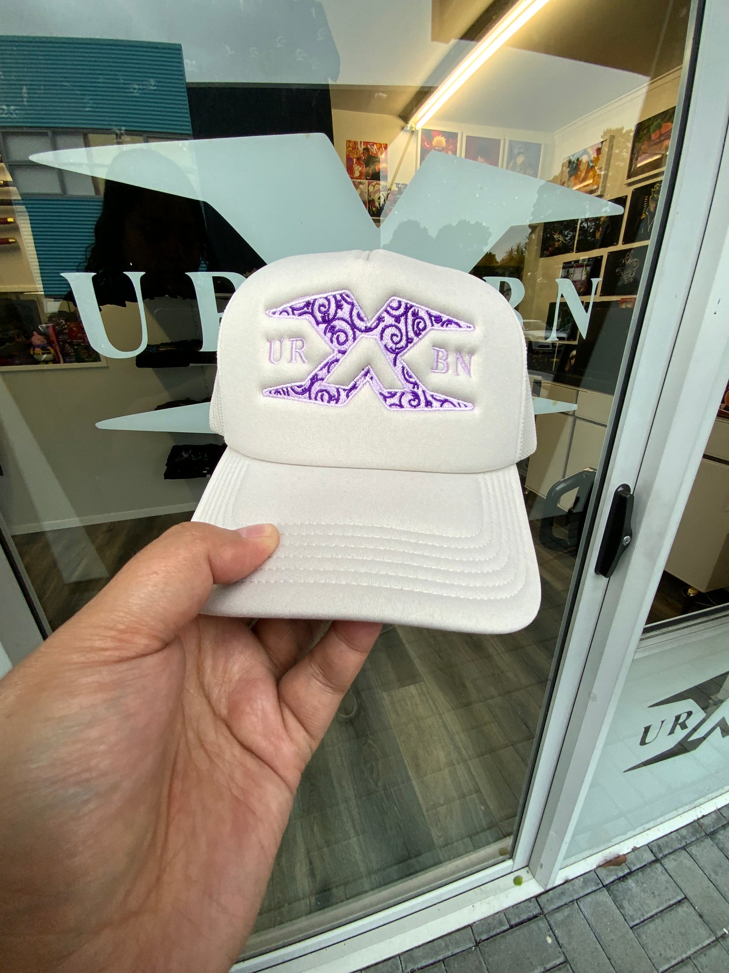 URBN AX x GUM GUM CAP