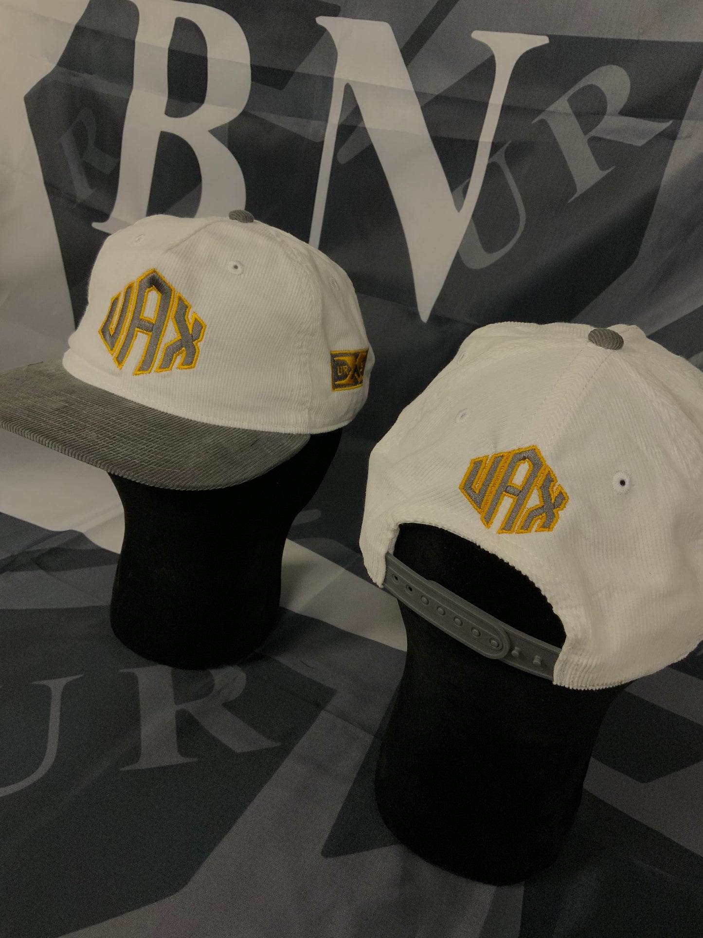 UAX CAPS