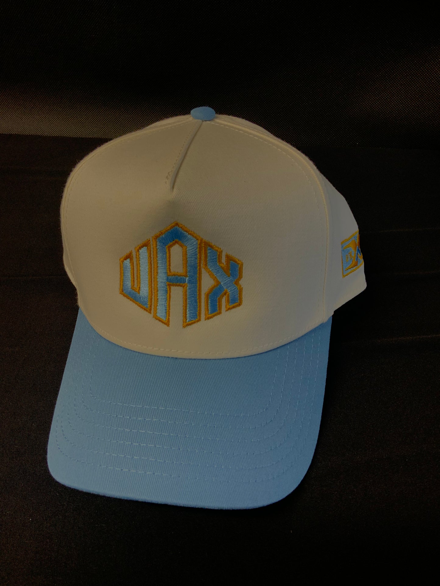 UAX CAPS